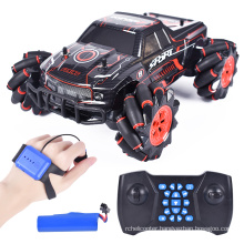 DWI 2.4GHz  New Remote Control High Speed Drifting Off-road Car Remote Control Toys Car with light